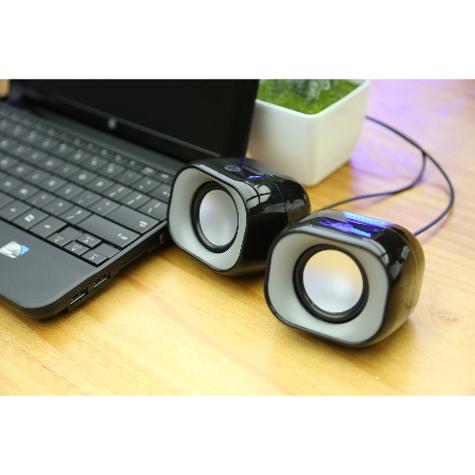 HP PARLANTES CON CABLE 