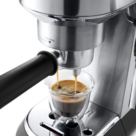 CAFETERA DELONGHI DEDICA - METAL